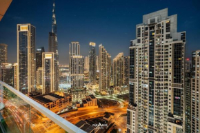 Rooftop Infinity Pool, Burj Khalifa Views